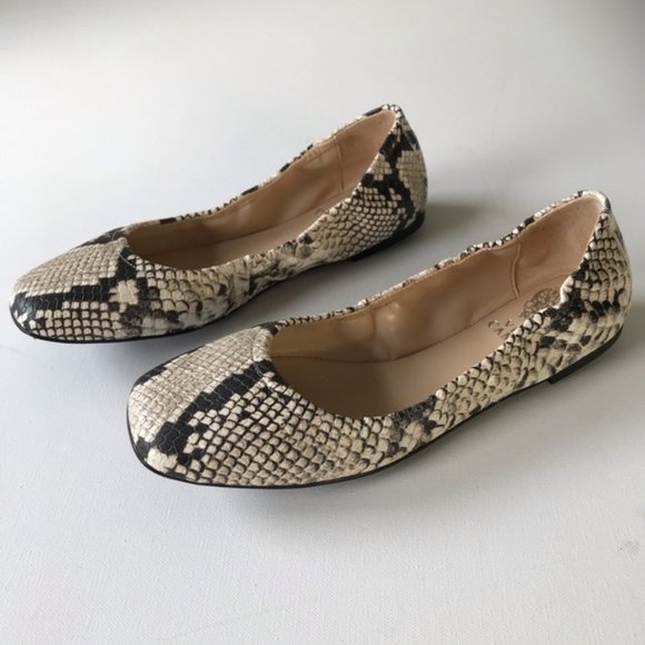 Vince Camuto Shoes - Vince Camuto Brindin Leather Ballet Flats